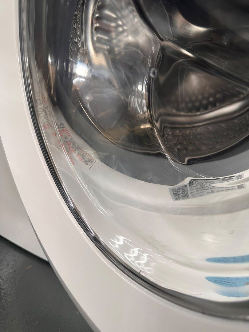 ♦️♦️ ELECTROLUX 8kg/5kg Washer Cum Dryer UltimateCare 300 Model: EWP8024D3WB | Display set sale 2 in 1 White washing machine with direct manufacturer warranty ☎️ CK 8083 3386 (Category: Washing Machines and Dryers) located in Singapore. Submitted by dazzlemoments (Listing ID 1458300775, Image 8). Description: ♦️♦️display set ♦️♦️ ELECTROLUX 8kg/5kg Washer Cum Dryer UltimateCare 300 Model: EWP8024D3WB $650 + Delivery $50 1 year warranty by Electro