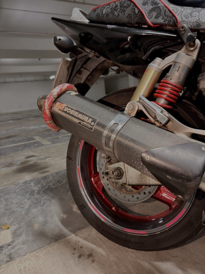 Cb400 spec 3 yoshimura full sys (Category: Motorcycle Accessories) located in Singapore. Submitted by helloitsme_77 (Listing ID 1453575559, Image 1). Description: Changes made by me - New paint -water pump changed -new spark plugs NGK (6/7/2026) -oil changed every 3000km -carb tune and sync -Yoshimura Full system worth ($1000) With repack -Chain sprocket -Carb needle -Added Booster on Suspension -Bridgestone T32 tire - CDI no cut off - New IU mac