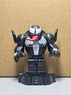 Fully articulated Lego Venom