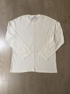 plain white long sleeve shirt