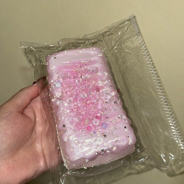 kk keng keng pearly pink lahua jiaxin long toast taba squishy nie nie (Category: Plushies & Soft Toys) located in Singapore. Submitted by unsoldavailable (Listing ID 1458746822, Image 1). Description: in op with tag n sticker track +$3.