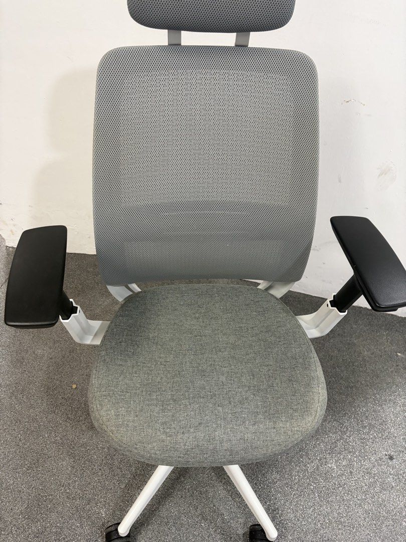 Steelcase Series 2 Headrest (Category: Chairs) located in Singapore. Submitted by .reseated. (Listing ID 1458689763, Image 2). Description: Good condition .