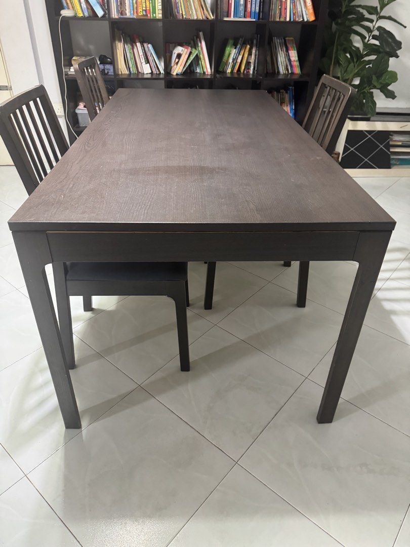 Extendable dining table (Category: Tables & Sets) located in Singapore. Submitted by ahazombroden (Listing ID 1453870135, Image 2). Description: Easily extendable dining table can sit up to 10 ppl when extended Length:180cm (extended 240cm) Breadth: 90cm Height: 75cm Self collect and self arrange delivery Can nego.