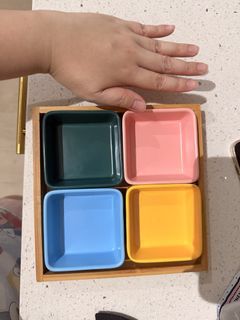 4 compartments ceramic condiment serving set