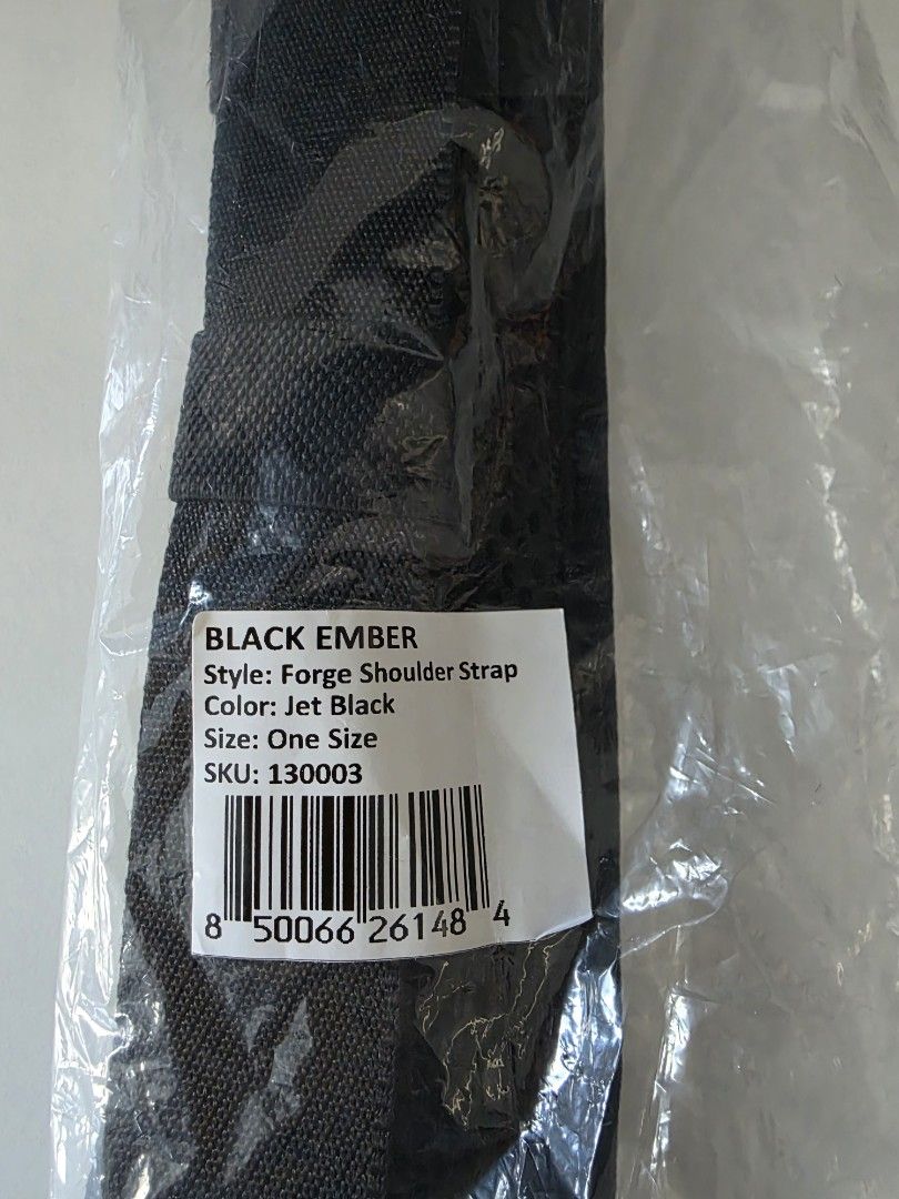 BLACK EMBER FORGE 30/40 SHOULDER STRAP (Category: Sling Bags) located in Singapore. Submitted by hadytoshi07 (Listing ID 1454221177, Image 5). Description: .