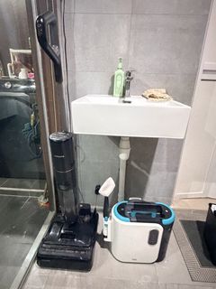Dreame H13 Pro Wet Dry Vacuum Cleaner  & Russell Taylors Steam/Hot 9 in 1