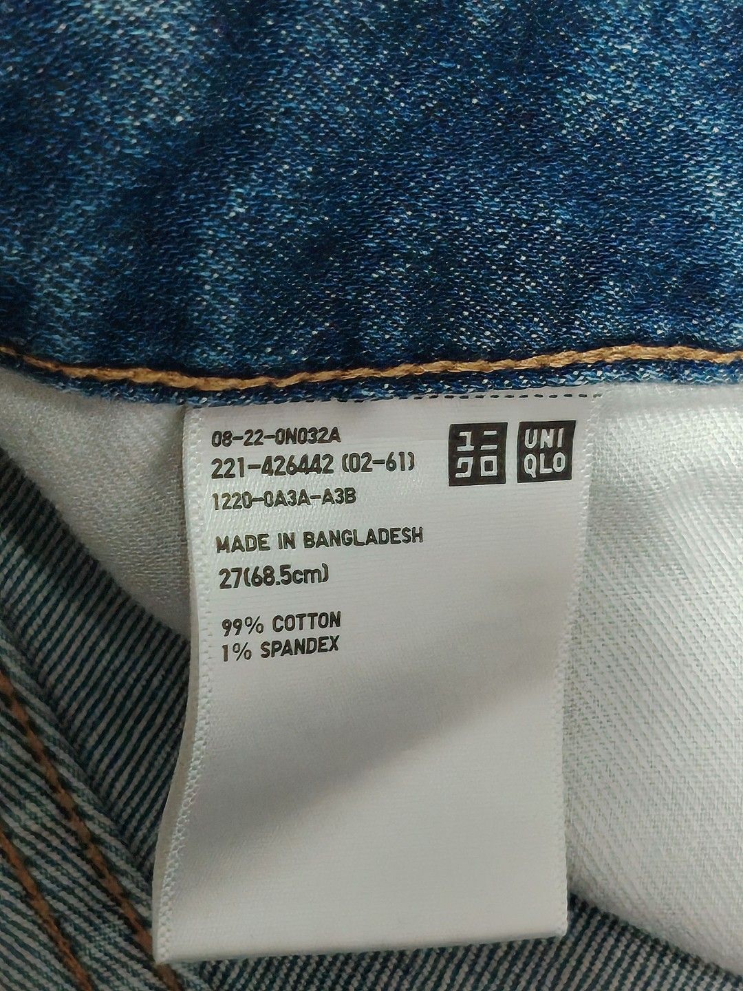 UNIQLO Women's Denim Shorts Size 27 (Category: Shorts) located in Singapore. Submitted by us6865 (Listing ID 1454335929, Image 3). Description: - Brand: UNIQLO - Color: Blue Denim - Style: Shorts - Features: Cuffed hems, distressed front details - Material: Cotton blend with spandex for stretch - Origin: Made in Bangladesh - Occasion: Casual wear.