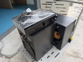 B&W speakers, Klipsch woofer