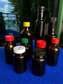 Delabeled glass jars and bottles