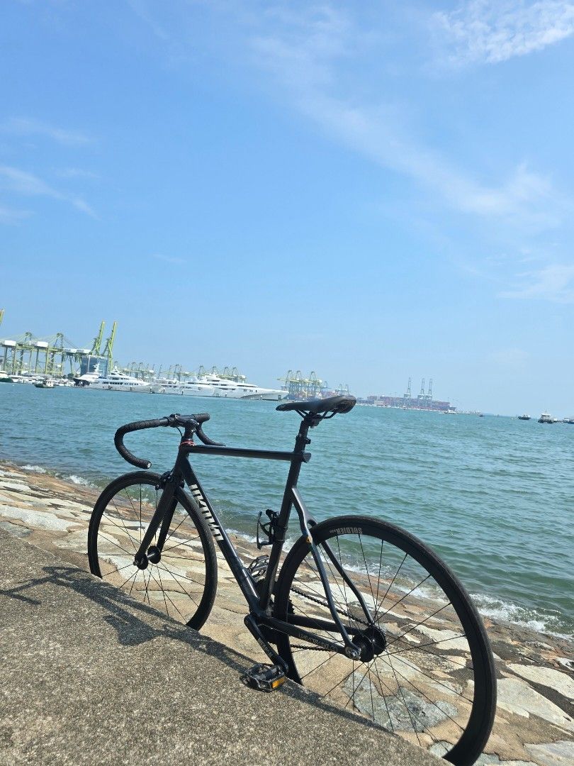 unknown ps2 FB (Category: Bicycles) located in Singapore. Submitted by apollo75 (Listing ID 1454544785, Image 1). Description: Mostly weapon components weapon saddle weapon dropbar weapon brakes include waterbottle cage and converter can nego if fd.