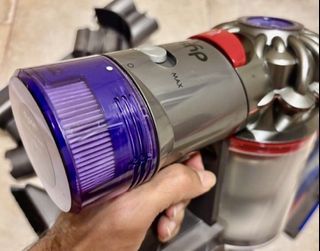 🚚 Free Delivery!! Dyson V8 Slim Fluffy vacuum cleaner