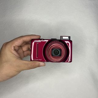 Nikon Coolpix S9300 Digicam in Red (Digital Camera)