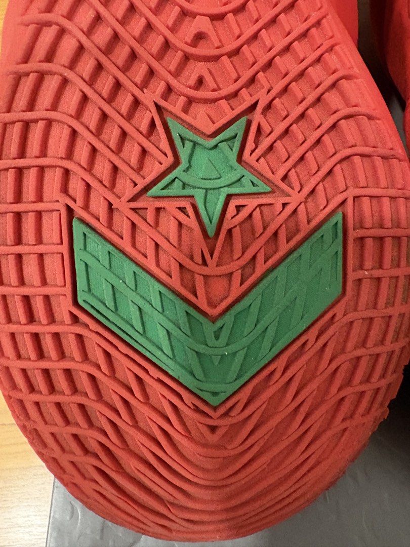 WTT/WTS Converse SHAI 001 Winter-Red 🚨tags harden 361 rigorer ar joker kobe dame sabrina lining wow lebron adidas ae gt cut 1 2 3 4 5 6 7 8 9 10 11 12 13 14 encore (Category: Sneakers) located in Singapore. Submitted by jazrr (Listing ID 1457461678, Image 6). Description: FAKE PRICE SELLING 150! shai 001 red US10, fits long so perfect if your TTS is us10.5. used few times, selling for a steal, dm for pics,open to elite bags or other shoes us10.5