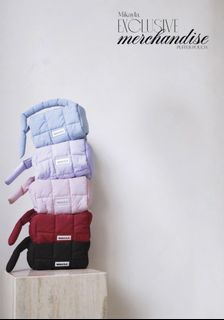[BLACK] Mikayla Exclusive Merchandise Puffer Pouch