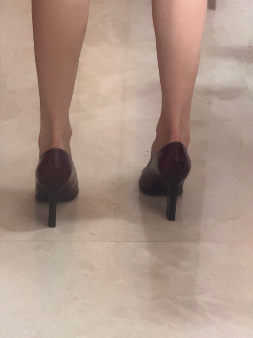 Burgundy Peep-Toe Block Heels (Category: Heels) located in Singapore. Submitted by uorsi9540491 (Listing ID 1459121870, Image 5). Description: Very special Gucci leather (hand-made in Italy) high heels for sale in excellent condition (re-soled/heeled- only flaw) size 36.5 (EU), bought from a family vintage shop. I couldn’t resist to buy it, but unfortunately it is too small for me, only wore it once for an hour, I would like to sell it. .