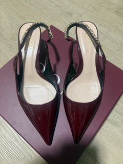 Gucci Slingback Heels with Chain Detail