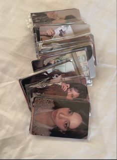 WANT TO CLEAR KPOP assorted lomo cards